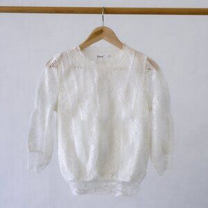 NWOT Yixin White Victorian Style Lace Blouse
